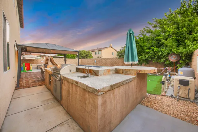 $850,000 | 83805 Avenida La Luna, Coachella, CA 92236