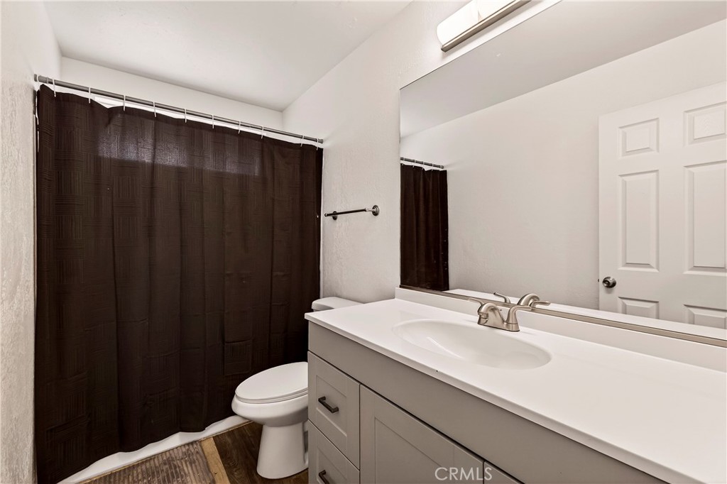 615 Rancheria Drive, Unit 14 Chico, CA 95926 - Photo 40 of 75 UNIT #3 BATHROOM