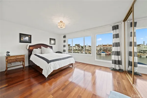 $1,699,900 | 3889 Aruba Circle, Huntington Beach, CA 92649