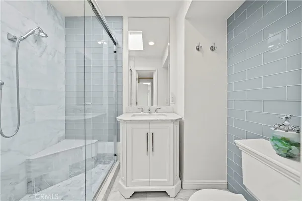 $1,699,900 | 3889 Aruba Circle, Huntington Beach, CA 92649