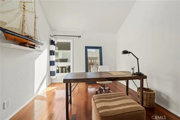 $1,699,900 | 3889 Aruba Circle, Huntington Beach, CA 92649