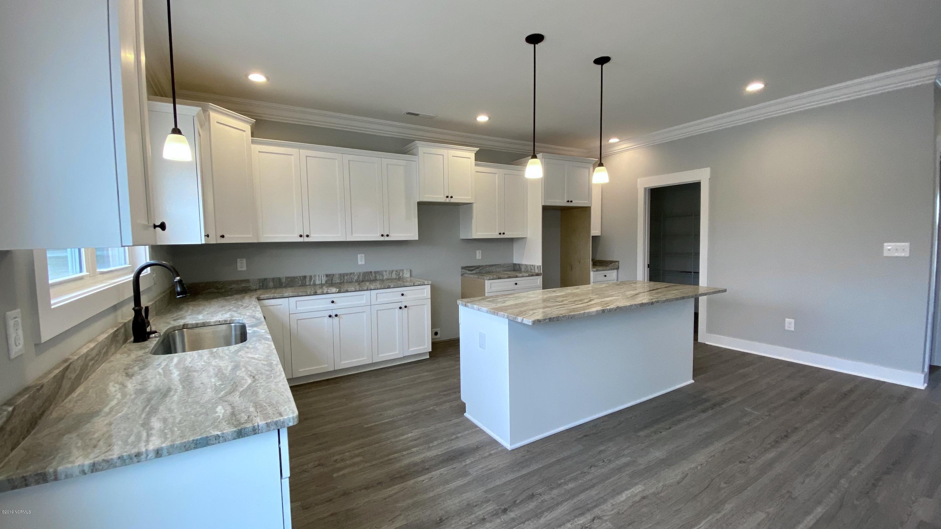 418 Elgin Road Hubert, NC 28539 - Photo 8 of 41 5ABC0BE9-F245-4E0A-A012-43D8C044F02F