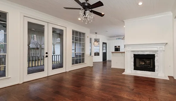$675,000 | 35 Tender Violet Place, The Woodlands, TX 77381