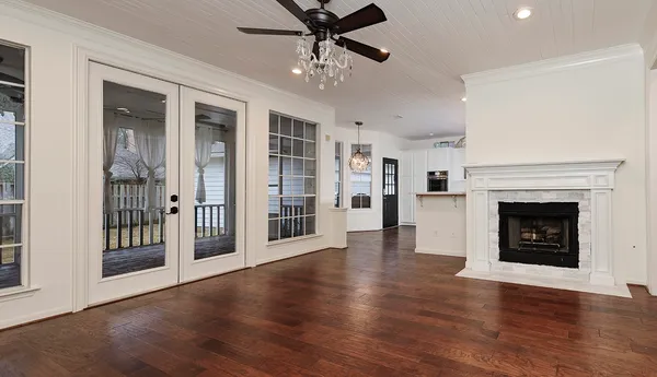 $675,000 | 35 Tender Violet Place, The Woodlands, TX 77381