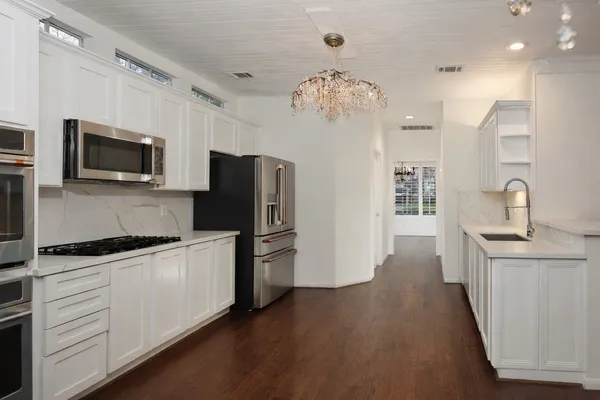 $675,000 | 35 Tender Violet Place, The Woodlands, TX 77381