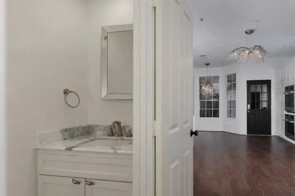 $675,000 | 35 Tender Violet Place, The Woodlands, TX 77381