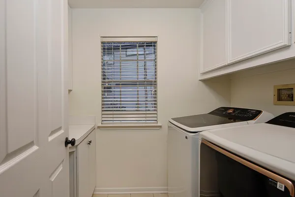 $675,000 | 35 Tender Violet Place, The Woodlands, TX 77381