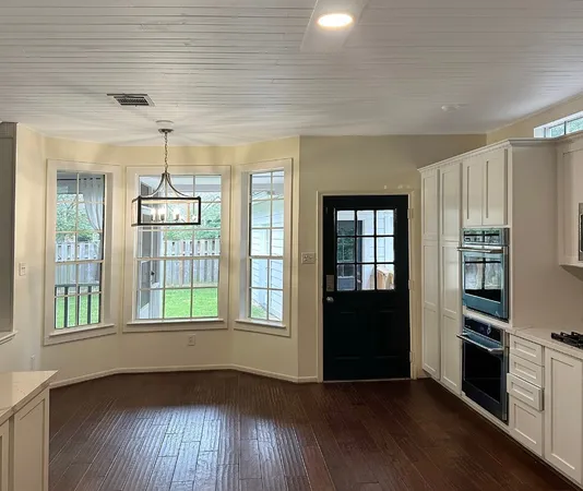 $675,000 | 35 Tender Violet Place, The Woodlands, TX 77381