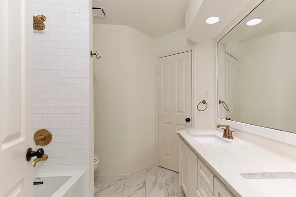 $675,000 | 35 Tender Violet Place, The Woodlands, TX 77381