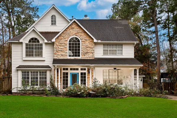 $675,000 | 35 Tender Violet Place, The Woodlands, TX 77381