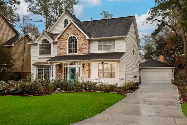 $675,000 | 35 Tender Violet Place, The Woodlands, TX 77381
