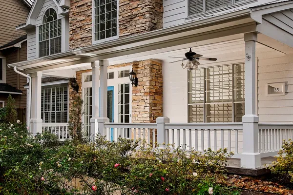 $675,000 | 35 Tender Violet Place, The Woodlands, TX 77381