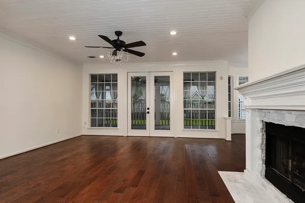 $675,000 | 35 Tender Violet Place, The Woodlands, TX 77381