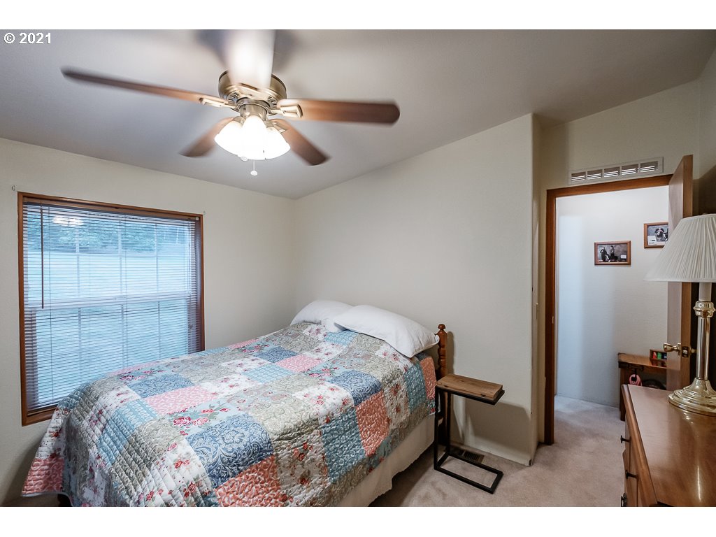 27710 Riggs Hill Road Foster, OR 97345 - Photo 12 of 32 Gallery Image 12