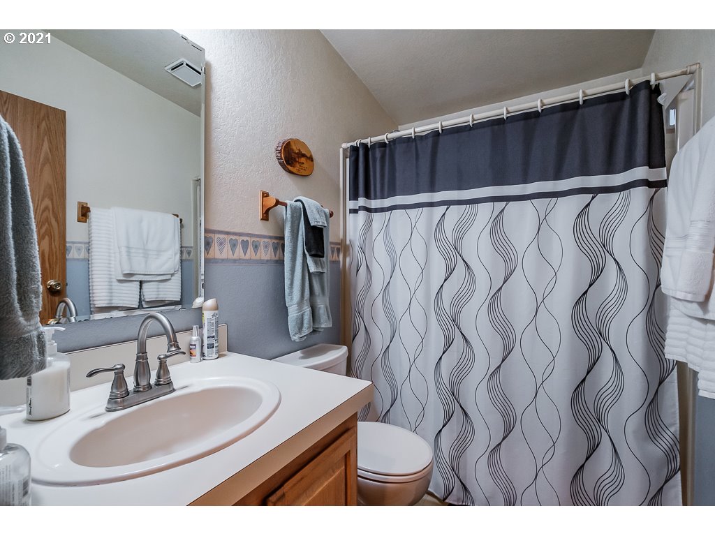 27710 Riggs Hill Road Foster, OR 97345 - Photo 13 of 32 Gallery Image 13