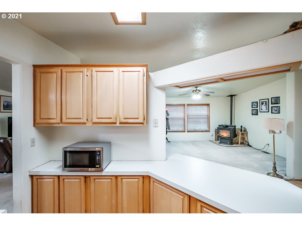 27710 Riggs Hill Road Foster, OR 97345 - Photo 24 of 32 Gallery Image 24