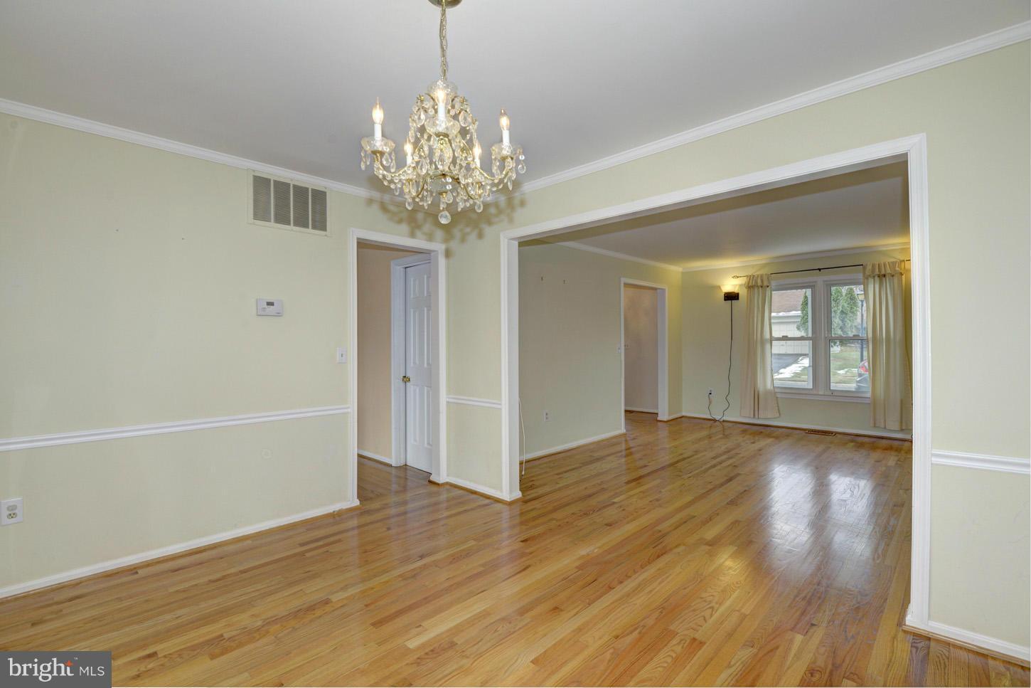 2821 Gunarette Way Silver Spring, MD 20906 - Photo 6 of 27 Dining Room