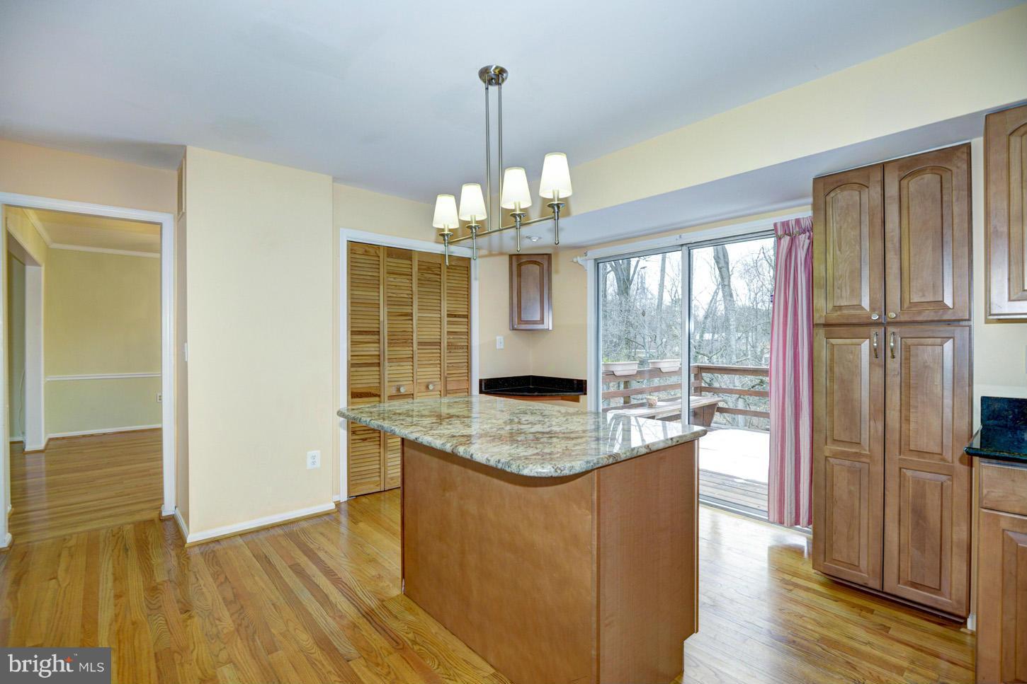 2821 Gunarette Way Silver Spring, MD 20906 - Photo 8 of 27 Kitchen