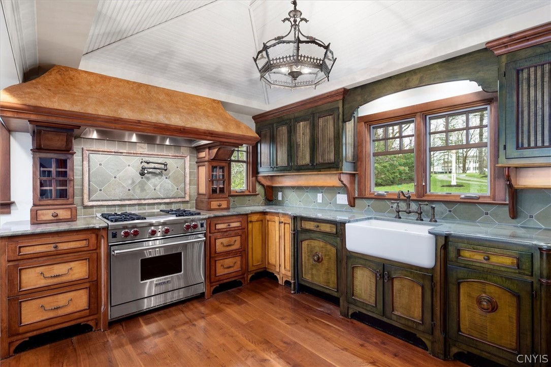 1844 West Lake Road Skaneateles, NY 13152 - Photo 16 of 49 Custom cabinetry