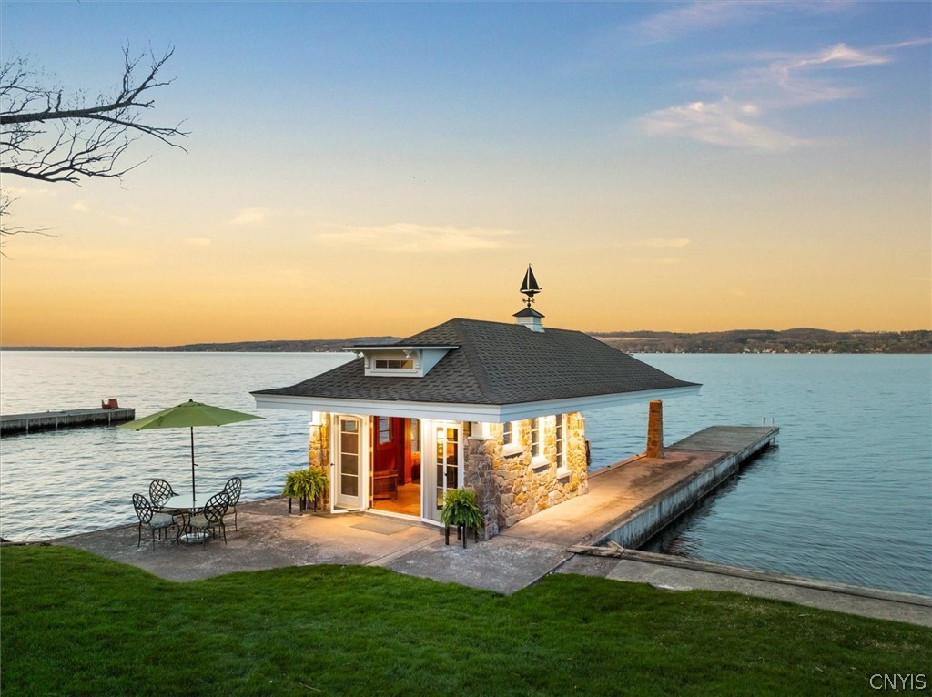 1844 West Lake Road Skaneateles, NY 13152 - Photo 3 of 49