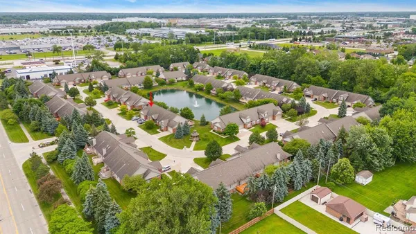 $319,900 | 5477 Victory Circle, Sterling Heights, MI 48310
