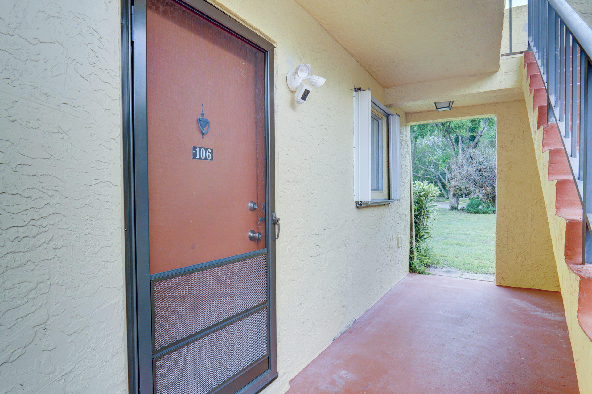 866 Southwest 9th St Circle, Unit 106 Boca Raton, FL 33486 - Photo 4 of 24 Entrance