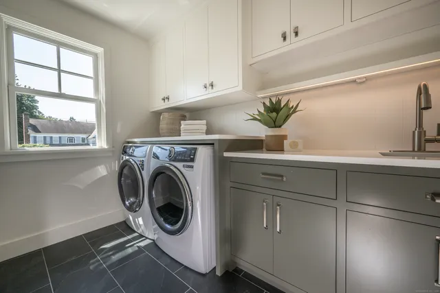 $3,295,000 | 26 Treadwell Avenue, Westport, CT 06880