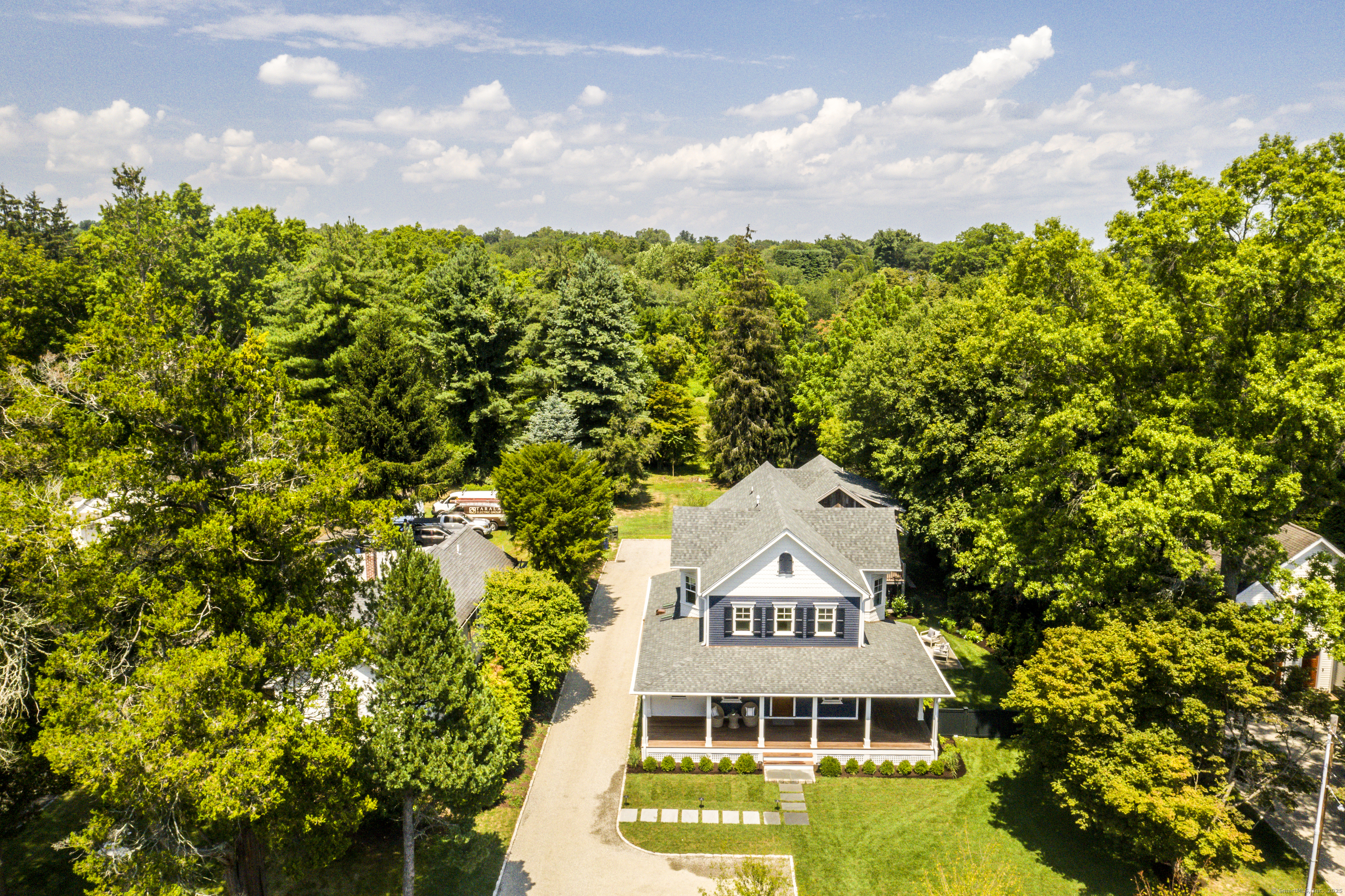 26 Treadwell Avenue Westport, CT 06880 - Photo 2 of 35