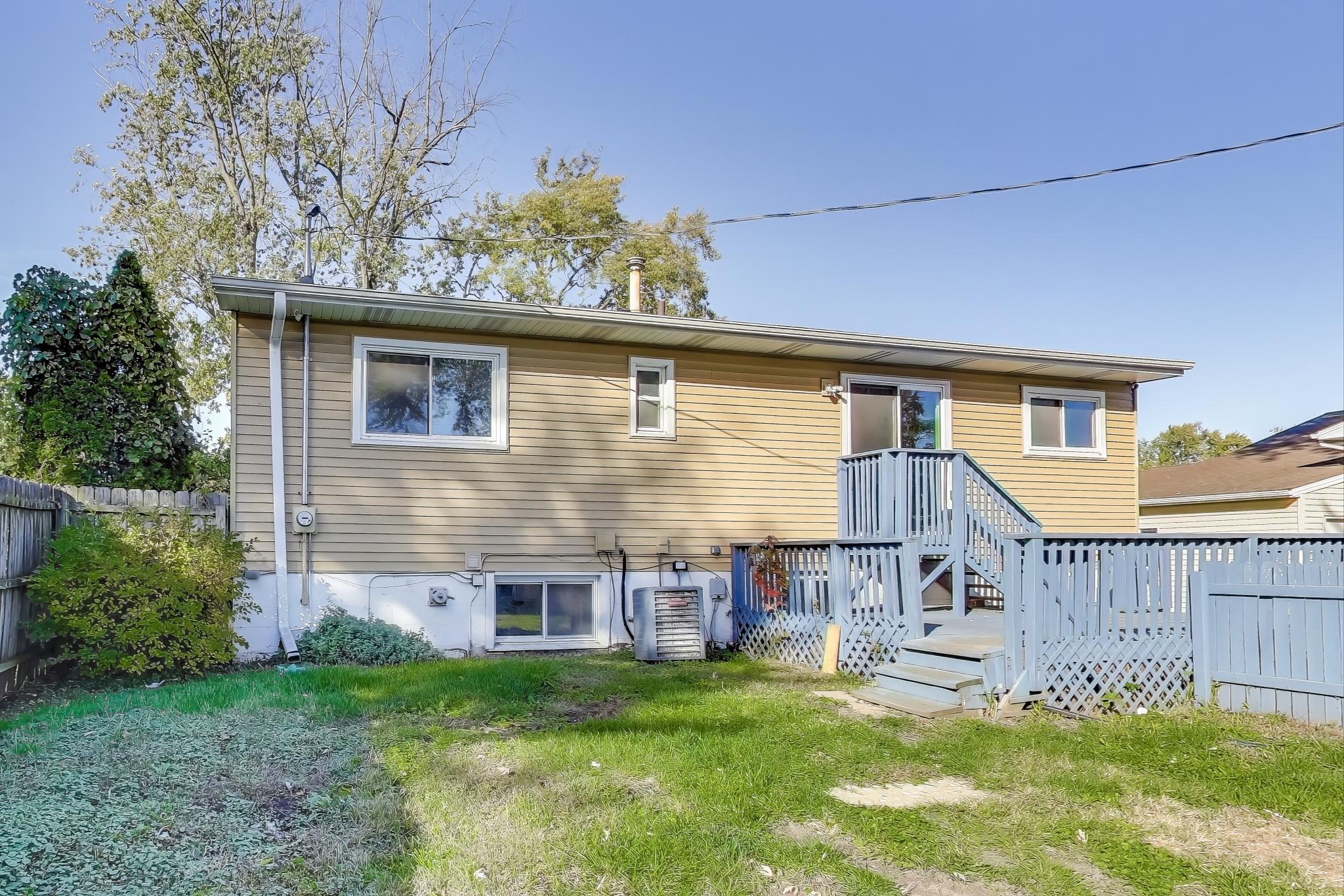 1213 North Jay Avenue Griffith, IN 46319 - Photo 22 of 36 a house view with a garden space