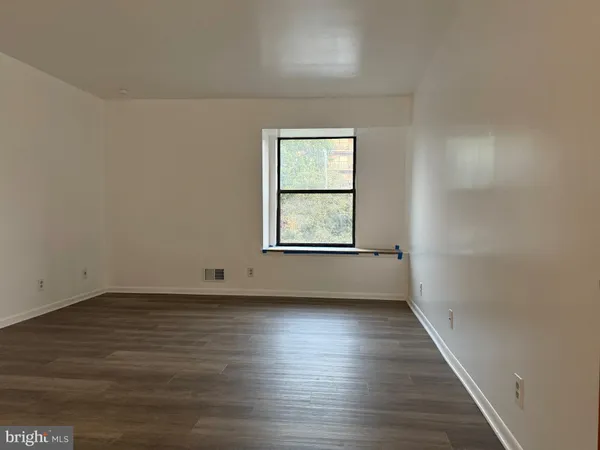 $2,200 | 4016 Society Drive, Claymont, DE 19703