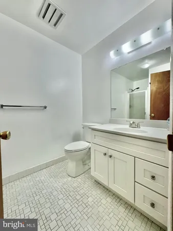 $2,200 | 4016 Society Drive, Claymont, DE 19703