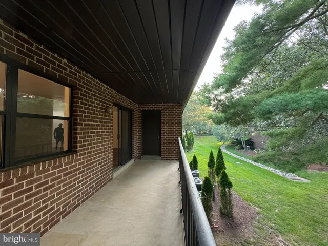 $2,425 | 4016 Society Drive, Claymont, DE 19703