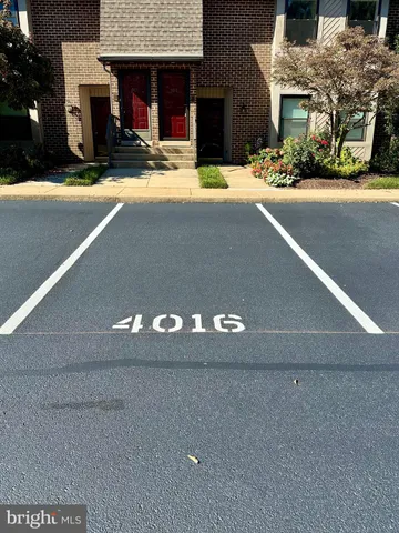 $2,425 | 4016 Society Drive, Claymont, DE 19703