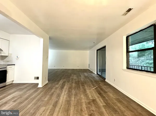 $2,200 | 4016 Society Drive, Claymont, DE 19703