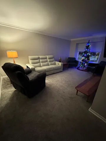 $299,900 | 33941 Jefferson Avenue, St. Clair Shores, MI 48082