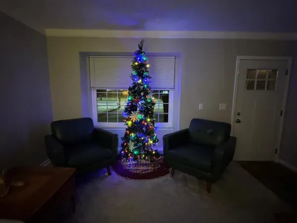 $299,900 | 33941 Jefferson Avenue, St. Clair Shores, MI 48082