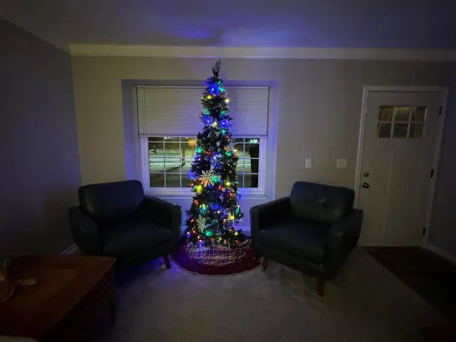 $299,900 | 33941 Jefferson Avenue, St. Clair Shores, MI 48082