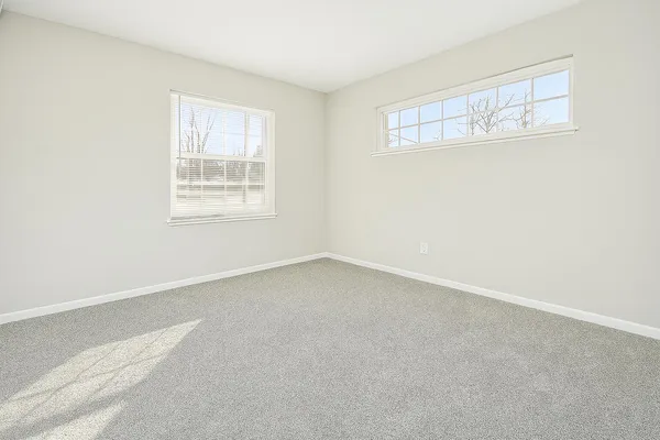 $299,900 | 33941 Jefferson Avenue, St. Clair Shores, MI 48082
