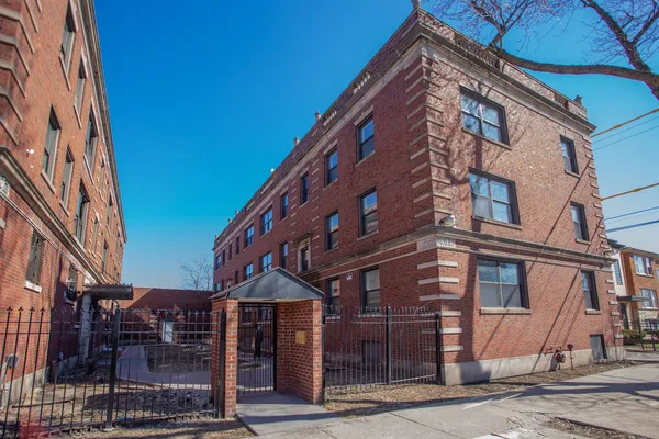 $1,650 | 7505 South Yates Boulevard, Unit 1, Chicago, IL 60649