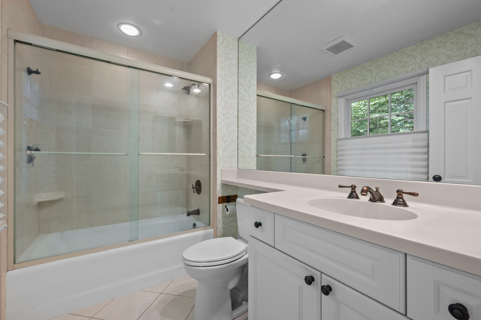777 Cherokee Road Lake Forest, IL 60045 - Photo 21 of 36 Gallery Image 21