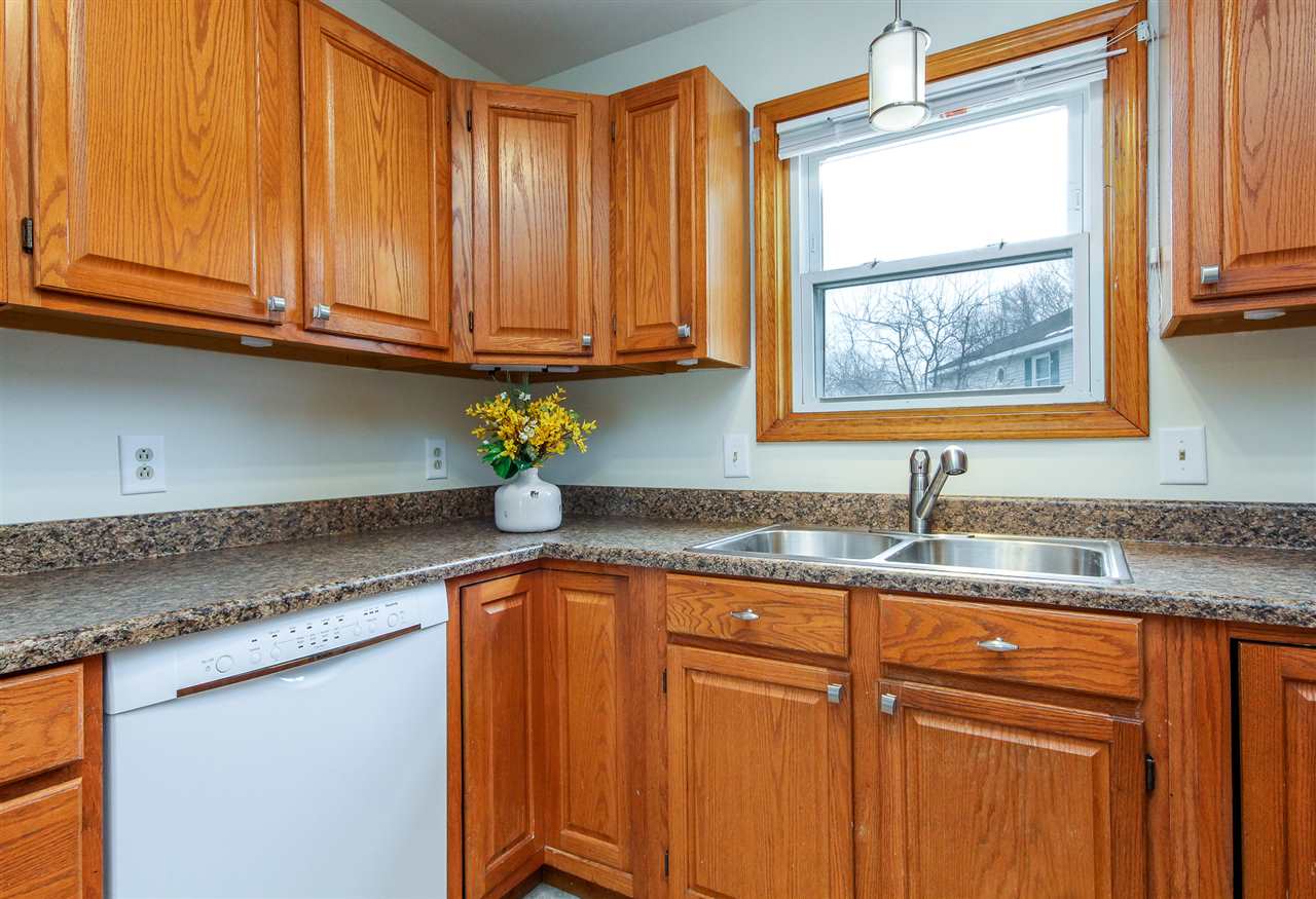 164 Colchester Road, Unit 3 Essex, VT 05452 - Photo 8 of 24 Gallery Image 8