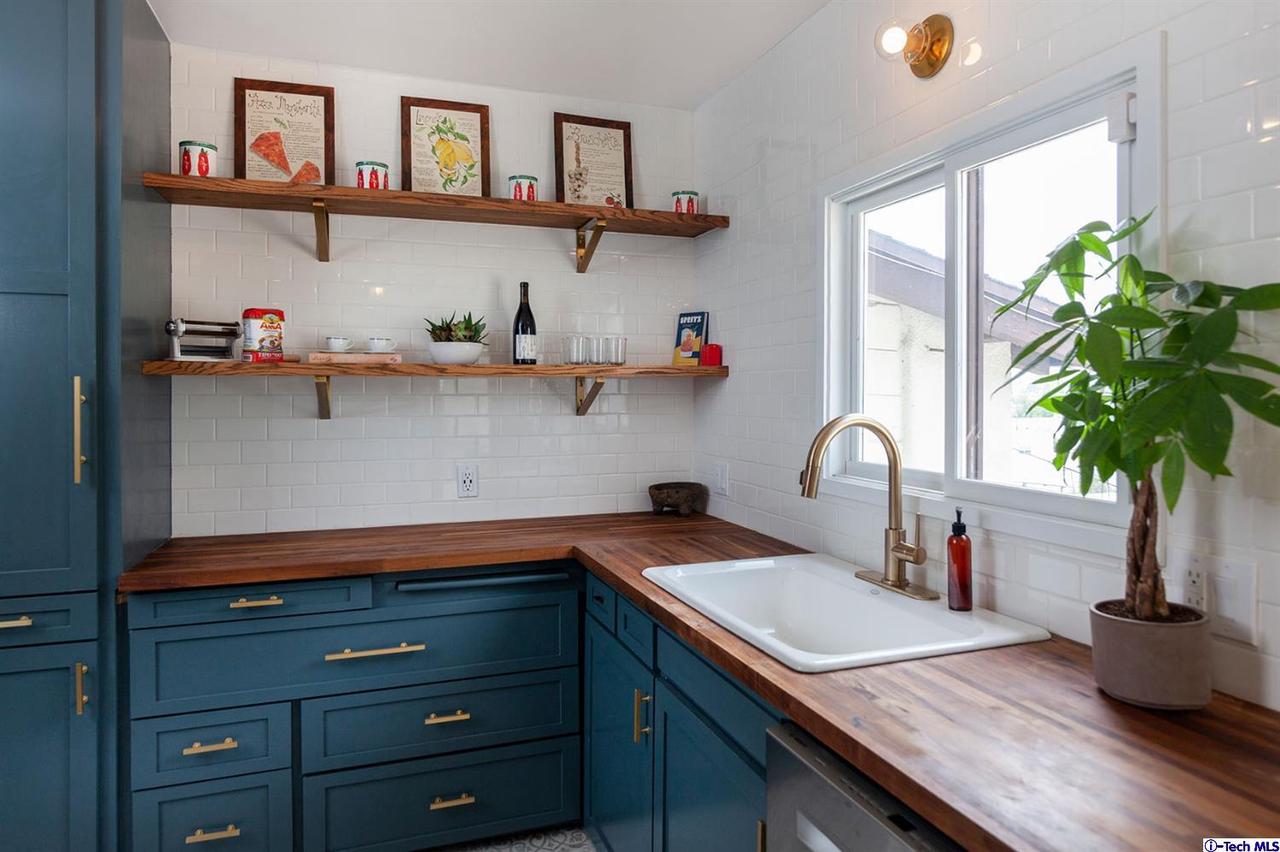 1315 Romulus Drive Glendale, CA 91205 - Photo 17 of 37