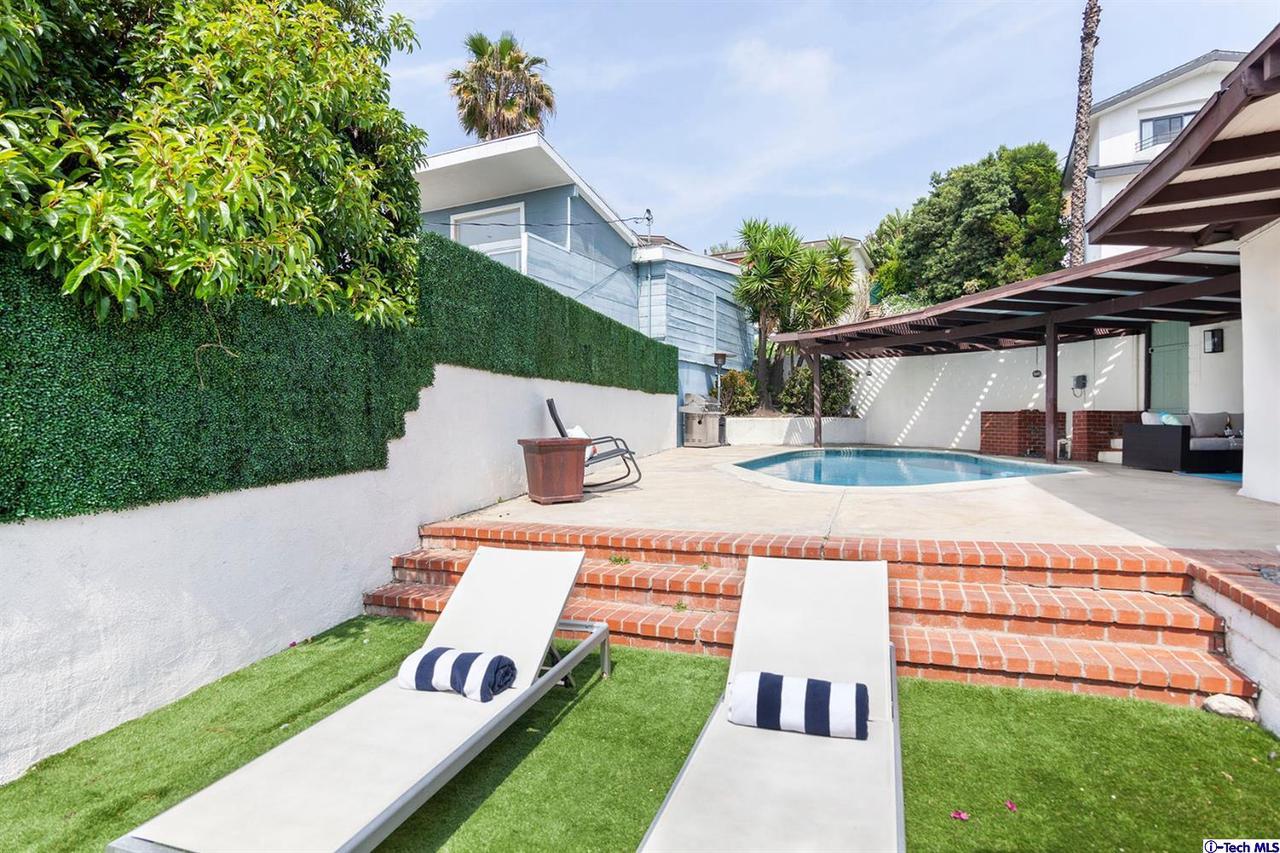 1315 Romulus Drive Glendale, CA 91205 - Photo 34 of 37