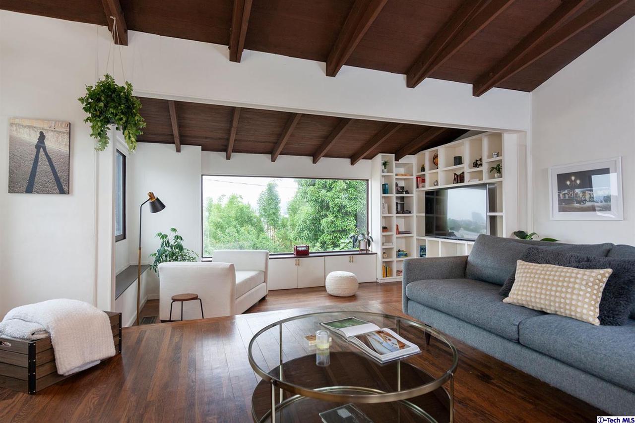 1315 Romulus Drive Glendale, CA 91205 - Photo 10 of 37