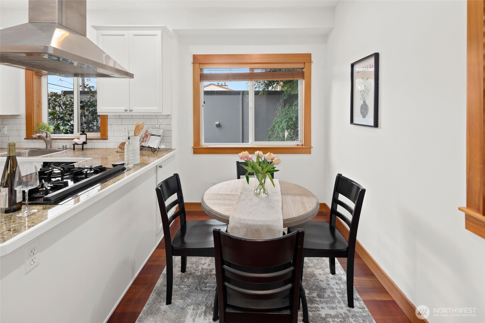 9219 Stone Avenue North Seattle, WA 98103 - Photo 14 of 28