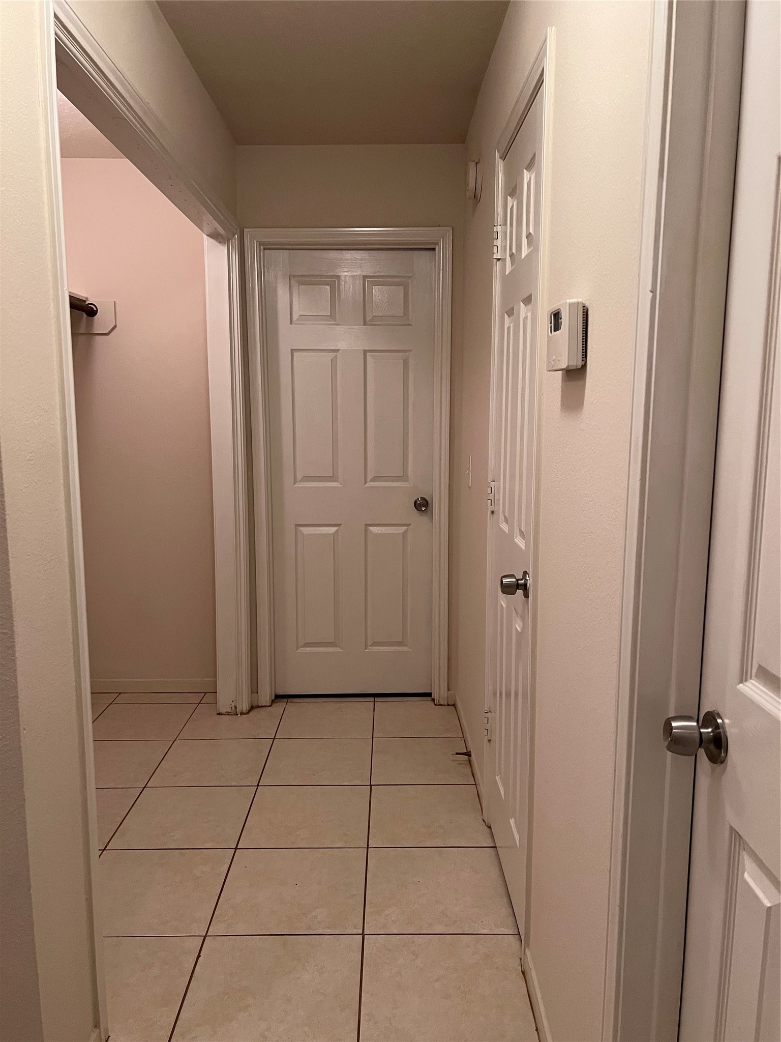 659 Cypresswood Trace Spring, TX 77373 - Photo 28 of 40 Hallway to bedroom