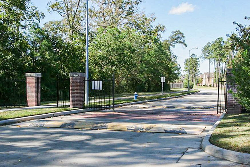 659 Cypresswood Trace Spring, TX 77373 - Photo 34 of 40 Gate Entrance