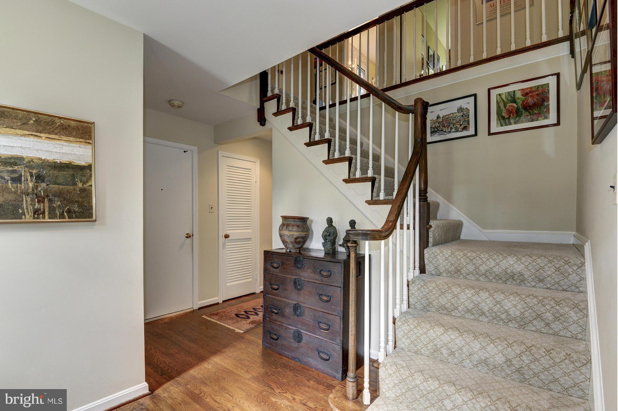 912 Kimberwicke Road McLean, VA 22102 - Photo 3 of 30 a view of entryway and hall