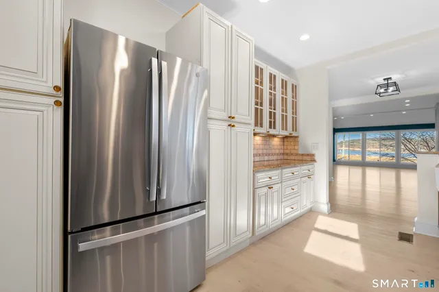 $999,999 | 129 Rogers Avenue, Milford, CT 06460