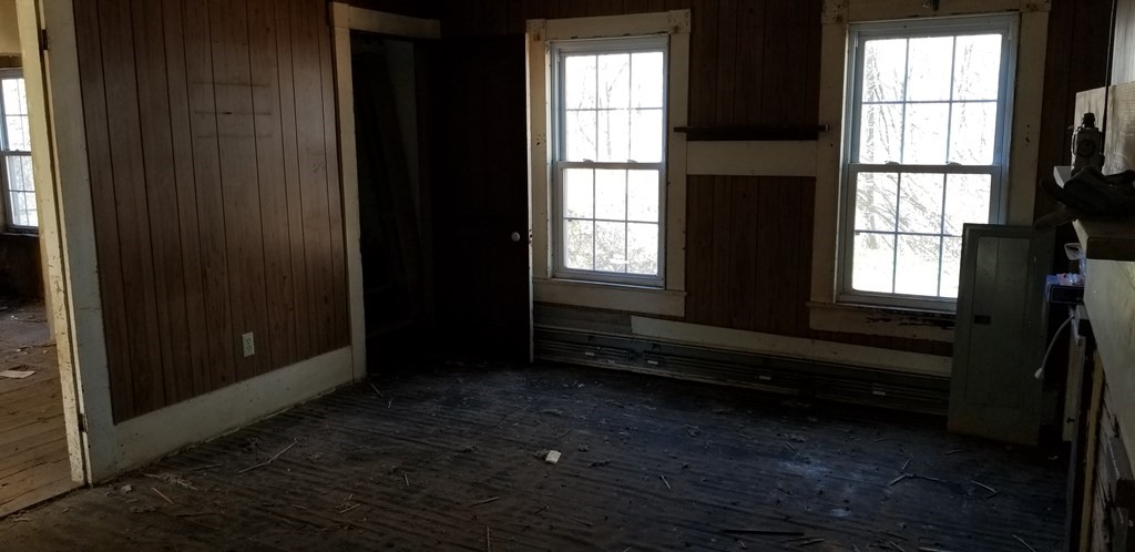 63 Pitcherville Road Hubbardston, MA 01452 - Photo 10 of 26 Gallery Image 10